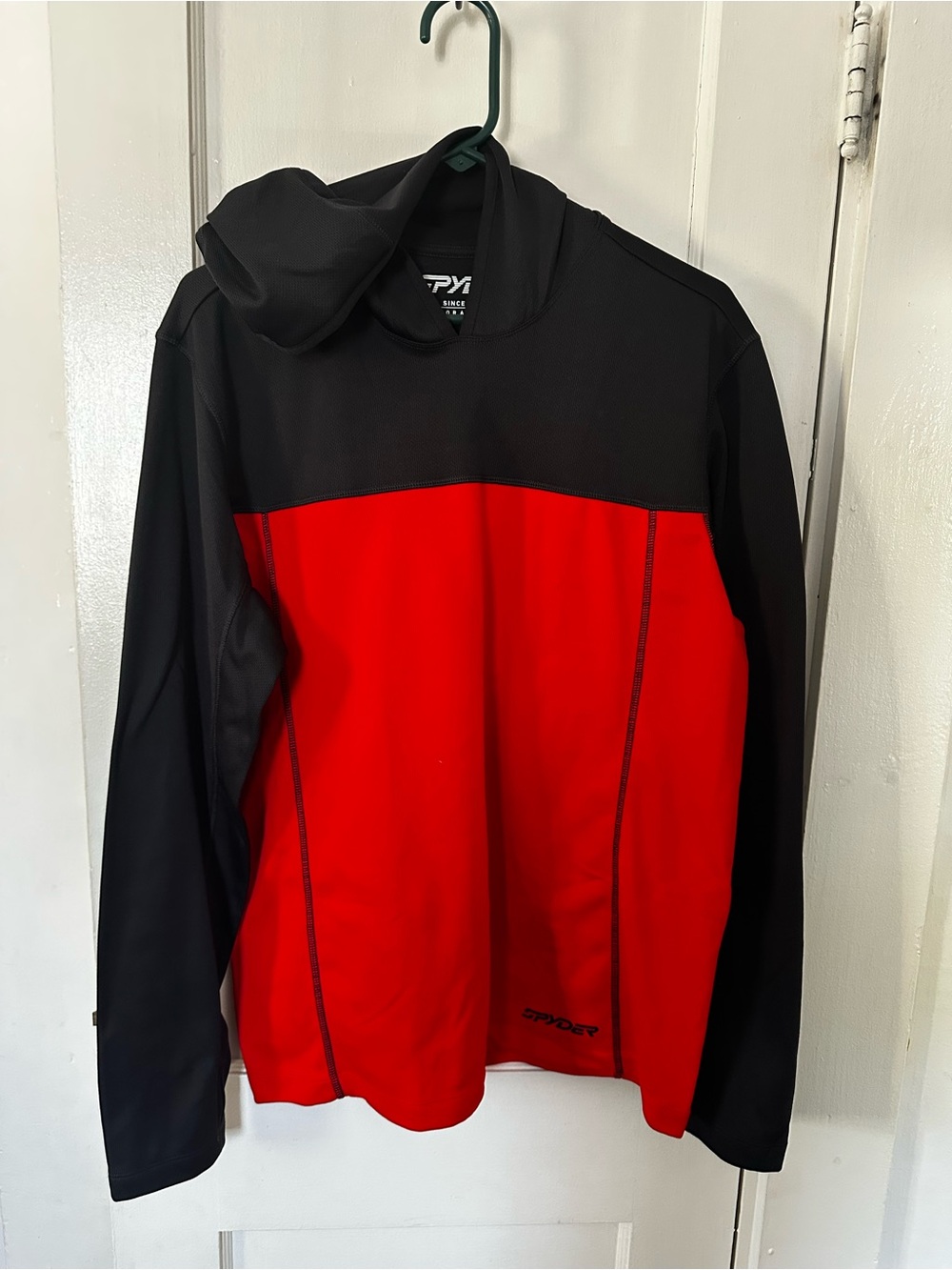 Spyder Men's Black and Red Performance Pullover